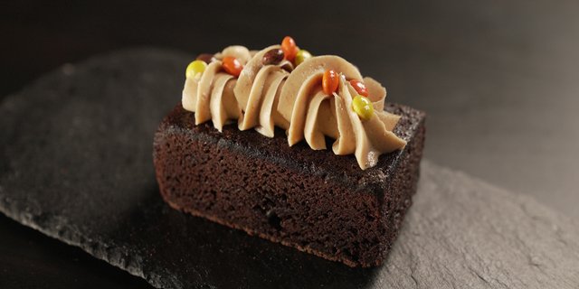 Just Baked Peanut Butter Brownie