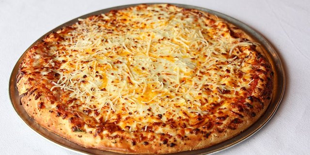 Quattro Formaggio Pizza