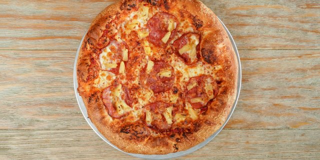 Hawaiian Pizza
