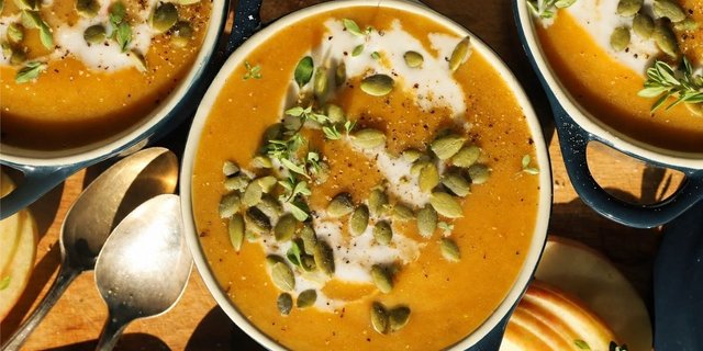 Butternut Squash & Apple Soup