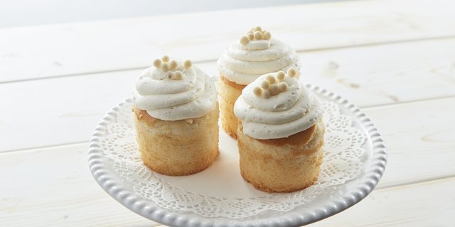 French Vanilla Cupcakes