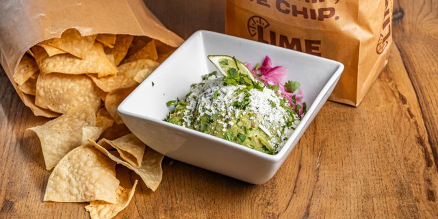 Chips & Guacamole