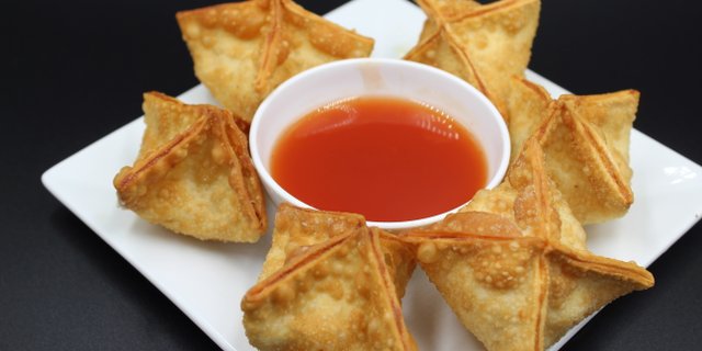Crab Cheese Wontons