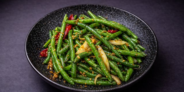 Dry-Braised Seasonal Beans