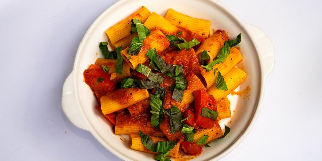 Rigatoni Bolognese