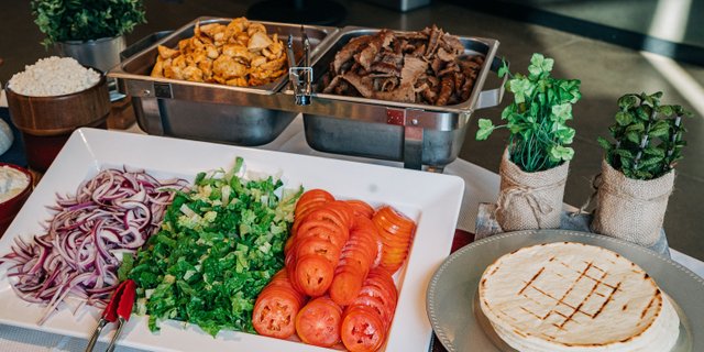 Beef & Lamb Gyro Kit - Half Tray
