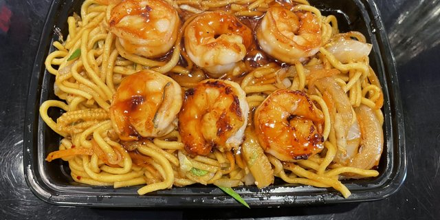 Shrimp Stir-Fried Noodles
