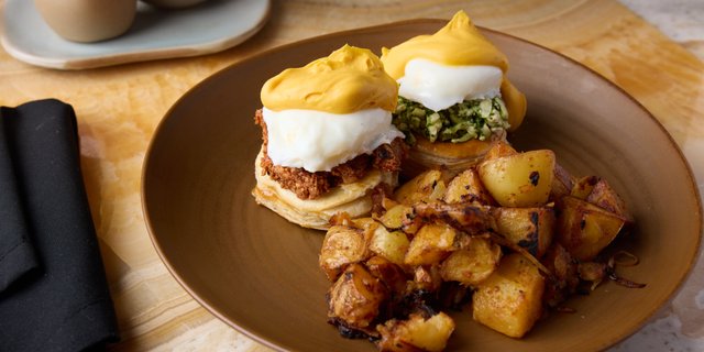 Zoi Mezze Benedict