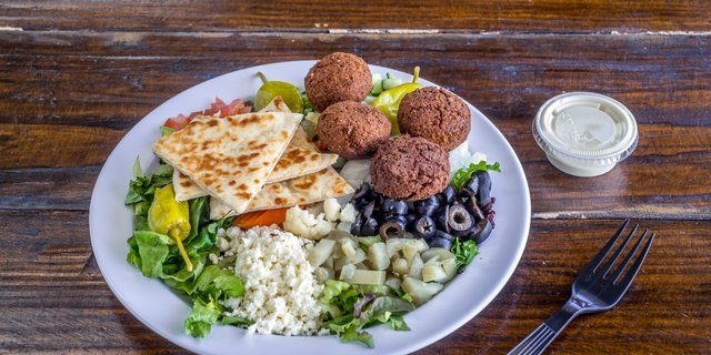Falafel Salad