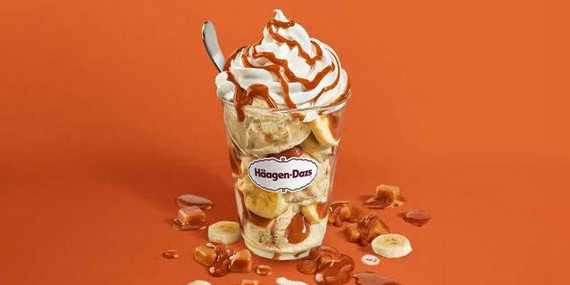 Dulce Split Dazzler Sundae