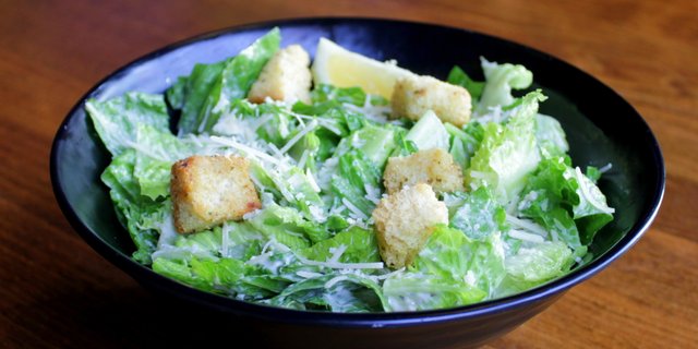 Garlic Caesar Salad