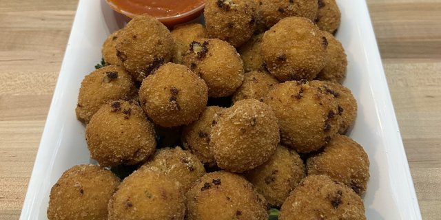 Mac N' Cheese Bites