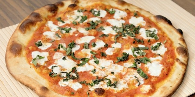 The Neapolitan Pizza