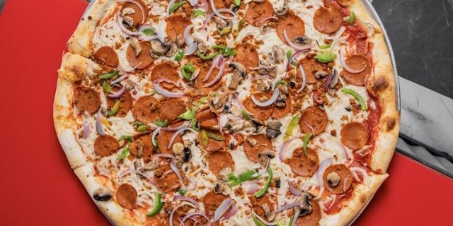14" Vegan Supreme Pie