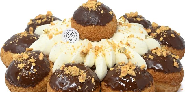 Ferrero Rocher Cream Puff Cake