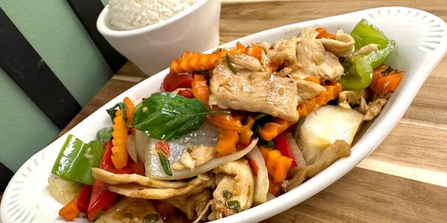 Individual Spicy Basil Stir-Fry