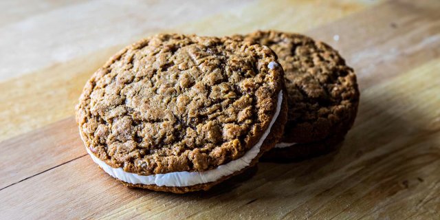 Homemade Oatmeal Cream Pie