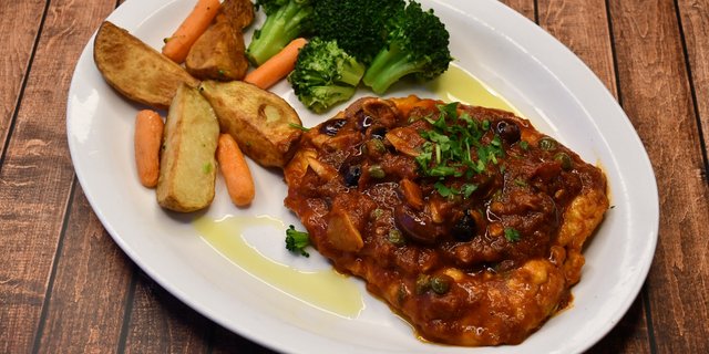 Chicken Puttanesca