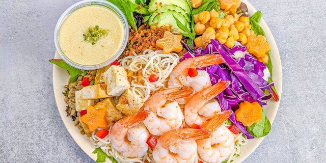 Shrimp & Noodles Lemongrass Vinaigrette Salad Box