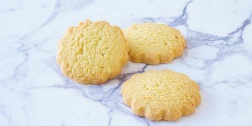 Orange/Yellow Flavored Cookies