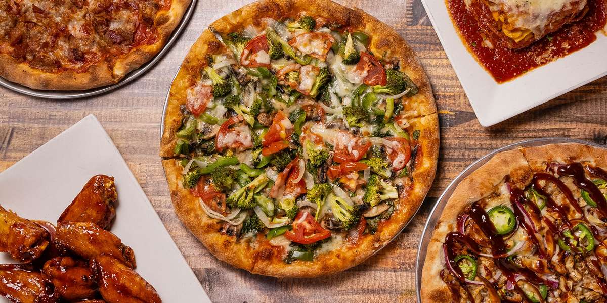 Luciani's Pizza