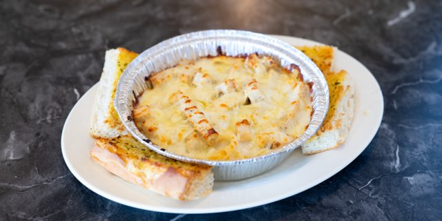 Chicken Fettuccini Alfredo