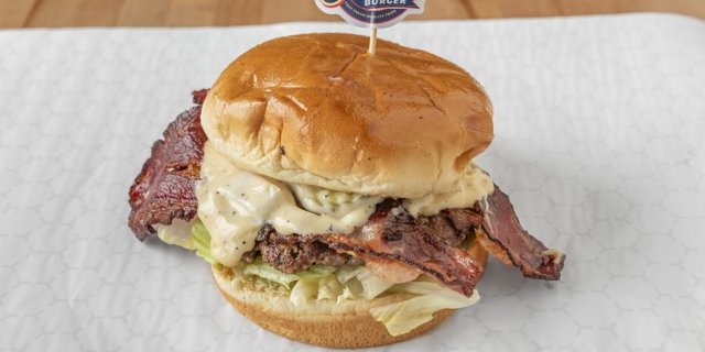 Bacon Student Burger