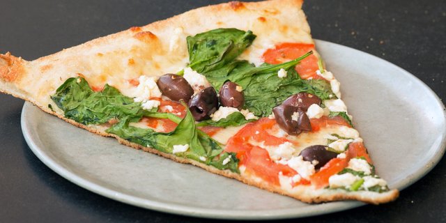 Mediterranean Pizza