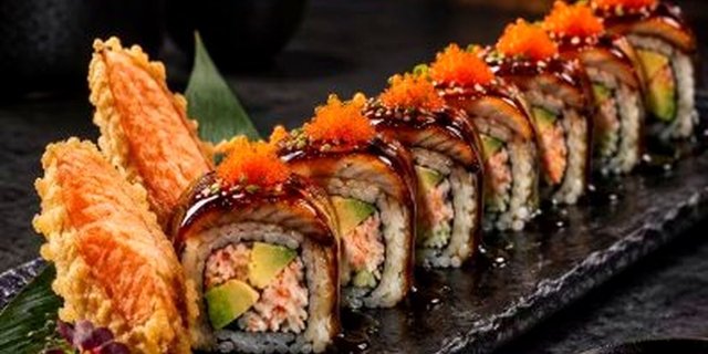 Eel Cucumber Roll