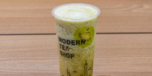 Fresh Kiwi Tea Slushy
