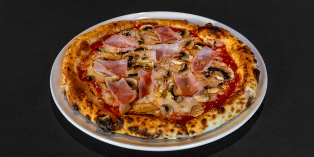 Cotto E Funghi Pizza
