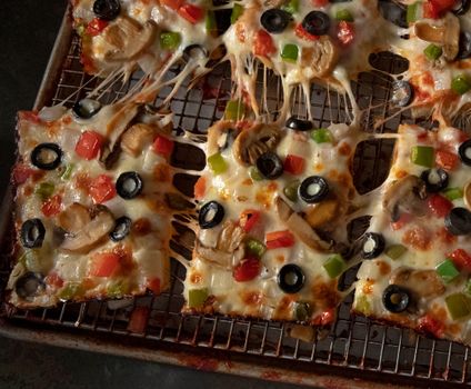 Veggie Deep Dish Pizza