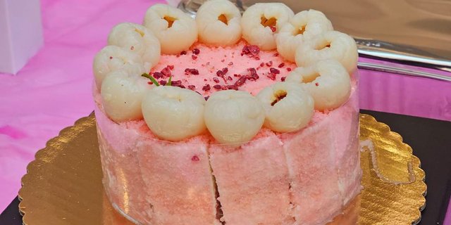 Lychee Cheesecake