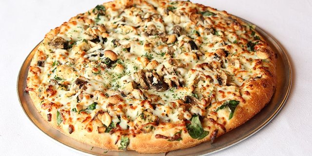 Nutty Chicken Pizza