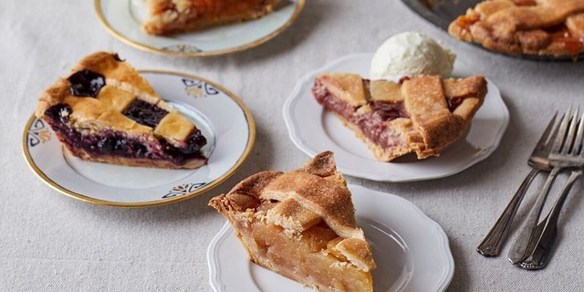 Fresh Fruit Pies