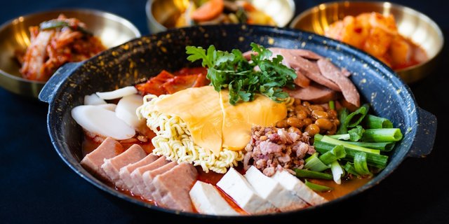 Budae Jjigae