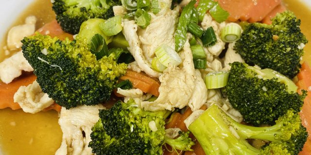 Chicken & Broccoli