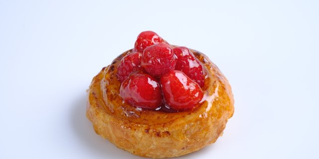 Raspberry Vienna Fruit Danish