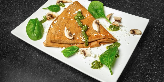 Amelie Crepe