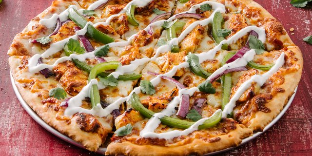 Tandoori Feather Pizza