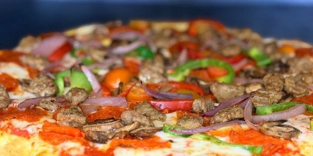 Gluten-Free American Pizza