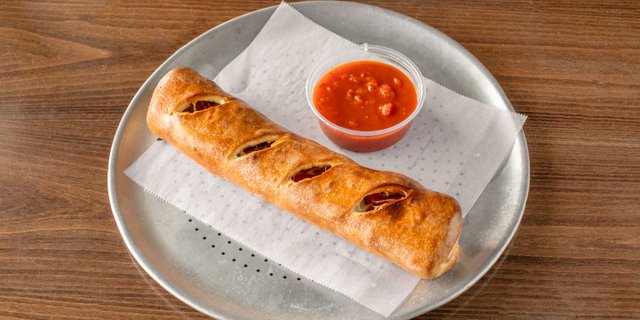 Chicken, Broccoli & Fresh Garlic Stromboli