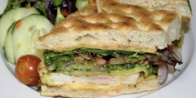 Pesto Grilled Chicken Sandwich Boxed Lunch