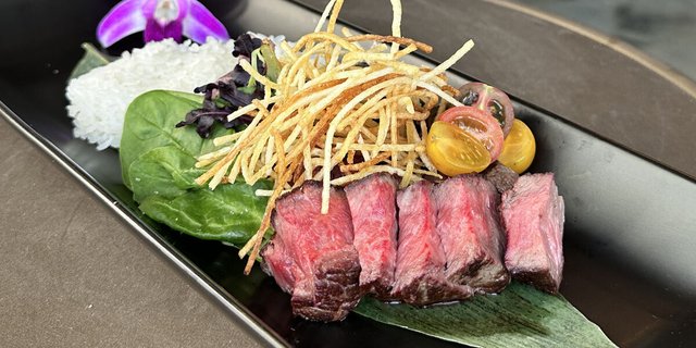 Ribeye Steak Lunch