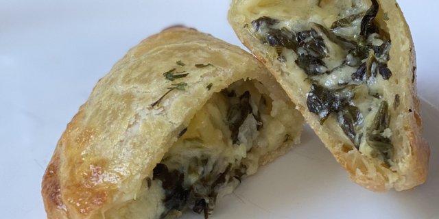 Spinach Artichoke Pye