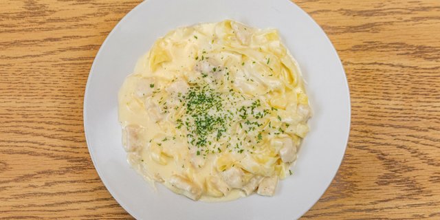Fettuccine Alfredo