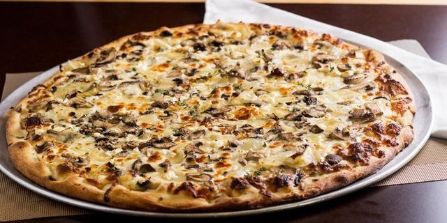 Truffle Mushroom Pizza w/ Cauliflower Crust