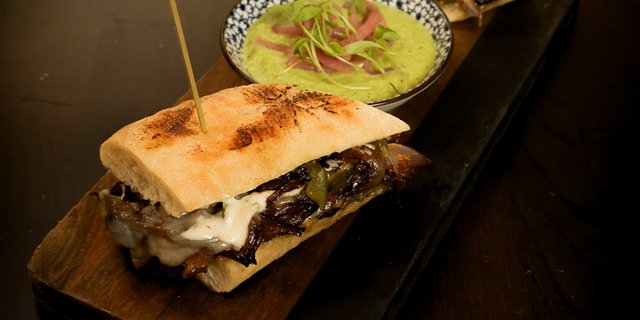 Midtown Cheesesteak Boxed Lunch