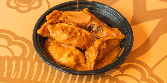 Butter Vegetarian Momos