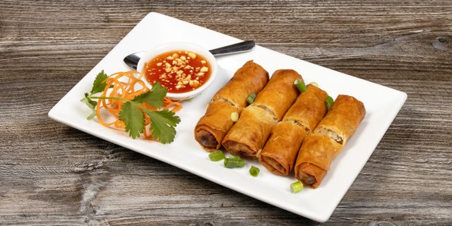 Chicken Spring Rolls